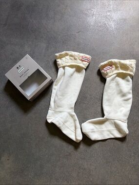 Hunter Boot Socks Fleece and Cable Knit Top Size Large